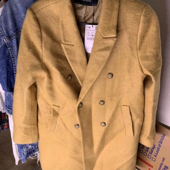 Zara Jackets & Blazers - Double breasted button up